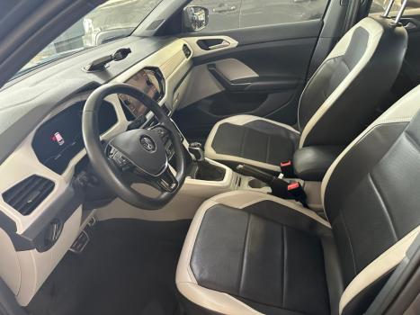 VOLKSWAGEN T-Cross 1.4 4P 250 TSI FLEX HIGHLINE AUTOM�TICO, Foto 3