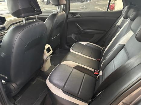 VOLKSWAGEN T-Cross 1.4 4P 250 TSI FLEX HIGHLINE AUTOM�TICO, Foto 4