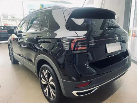 VOLKSWAGEN T-Cross 1.4 4P 250 TSI FLEX HIGHLINE AUTOM�TICO, Foto 7