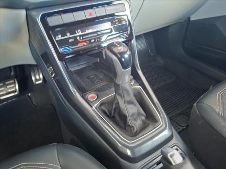 VOLKSWAGEN T-Cross 1.4 4P 250 TSI FLEX HIGHLINE AUTOM�TICO, Foto 13