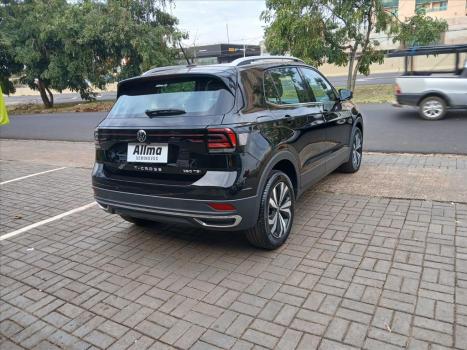 VOLKSWAGEN T-Cross 1.4 4P 250 TSI FLEX HIGHLINE AUTOM�TICO, Foto 13