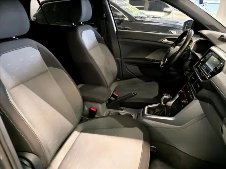 VOLKSWAGEN T-Cross 1.0 4P 200 TSI FLEX COMFORTLINE AUTOM�TICO, Foto 10