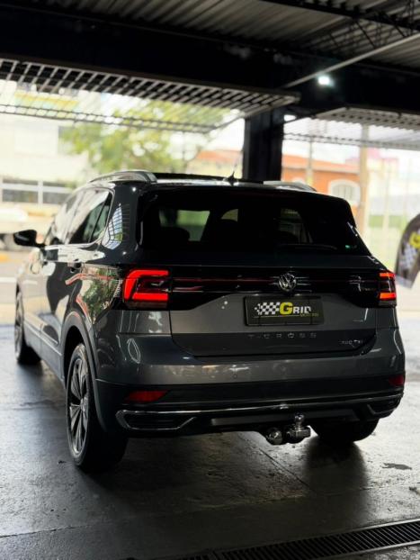 VOLKSWAGEN T-Cross 1.4 4P 250 TSI FLEX HIGHLINE AUTOM�TICO, Foto 17