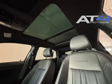 VOLKSWAGEN T-Cross 1.4 4P 250 TSI FLEX HIGHLINE AUTOM�TICO, Foto 11