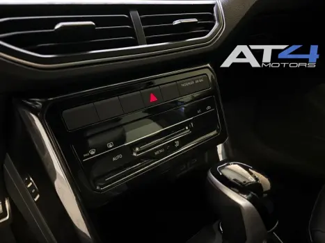 VOLKSWAGEN T-Cross 1.4 4P 250 TSI FLEX HIGHLINE AUTOM�TICO, Foto 7