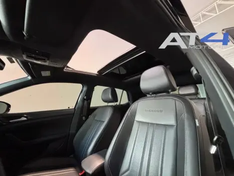 VOLKSWAGEN T-Cross 1.4 4P 250 TSI FLEX HIGHLINE AUTOM�TICO, Foto 12