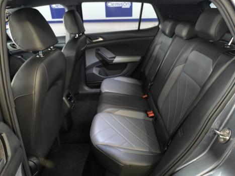 VOLKSWAGEN T-Cross 1.0 4P 200 TSI FLEX COMFORTLINE AUTOM�TICO, Foto 8