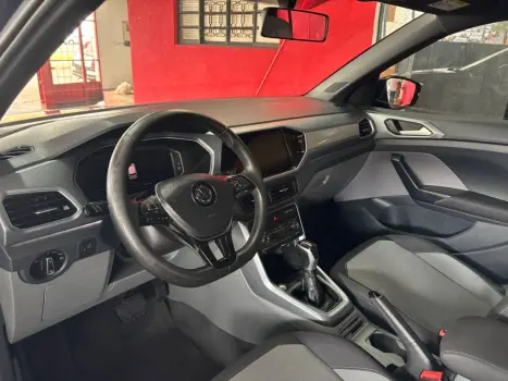 VOLKSWAGEN T-Cross 1.0 4P 200 TSI FLEX COMFORTLINE AUTOM�TICO, Foto 8