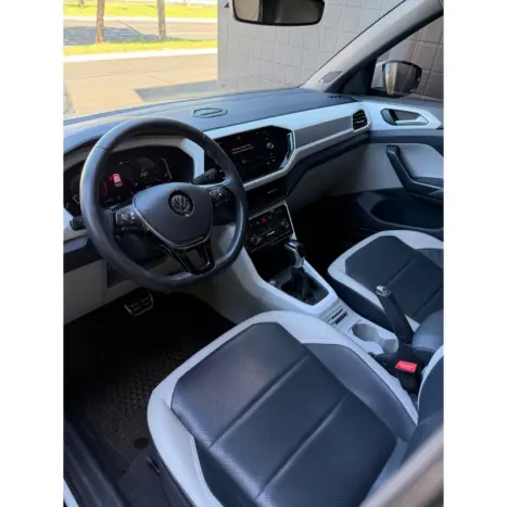 VOLKSWAGEN T-Cross 1.4 4P 250 TSI FLEX HIGHLINE AUTOM�TICO, Foto 8