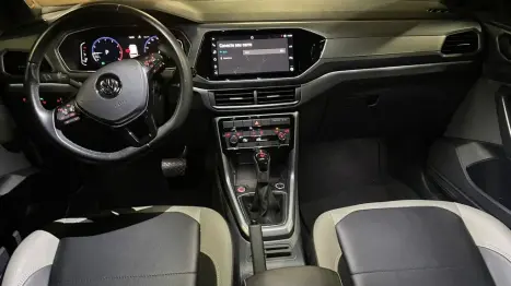 VOLKSWAGEN T-Cross 1.0 4P 200 TSI FLEX COMFORTLINE AUTOM�TICO, Foto 9