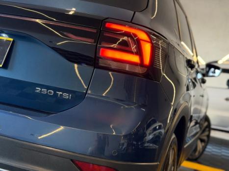 VOLKSWAGEN T-Cross 1.4 4P 250 TSI FLEX HIGHLINE AUTOM�TICO, Foto 8