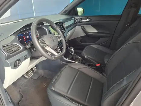 VOLKSWAGEN T-Cross 1.4 4P 250 TSI FLEX HIGHLINE AUTOM�TICO, Foto 11