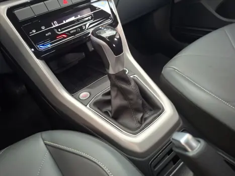 VOLKSWAGEN T-Cross 1.0 4P 200 TSI FLEX COMFORTLINE AUTOM�TICO, Foto 13