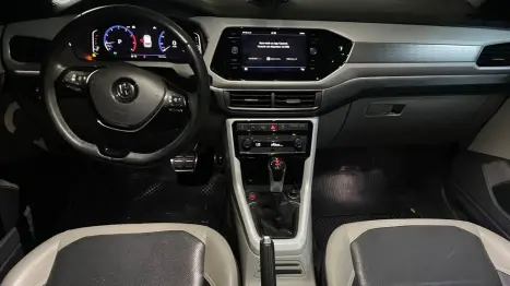 VOLKSWAGEN T-Cross 1.4 4P 250 TSI FLEX HIGHLINE AUTOM�TICO, Foto 9