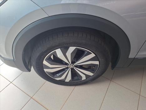 VOLKSWAGEN T-Cross 1.4 4P 250 TSI FLEX HIGHLINE AUTOM�TICO, Foto 9