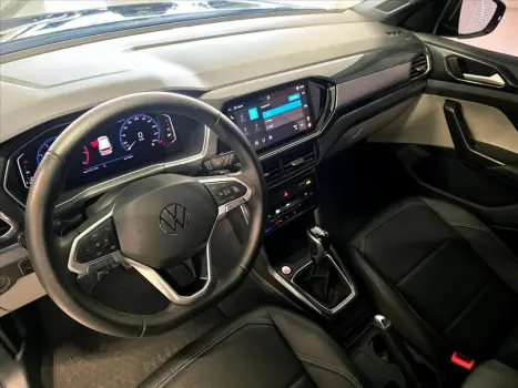 VOLKSWAGEN T-Cross 1.4 4P 250 TSI FLEX HIGHLINE AUTOM�TICO, Foto 8