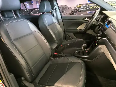 VOLKSWAGEN T-Cross 1.4 4P 250 TSI FLEX HIGHLINE AUTOM�TICO, Foto 10