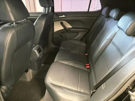 VOLKSWAGEN T-Cross 1.4 4P 250 TSI FLEX HIGHLINE AUTOM�TICO, Foto 12