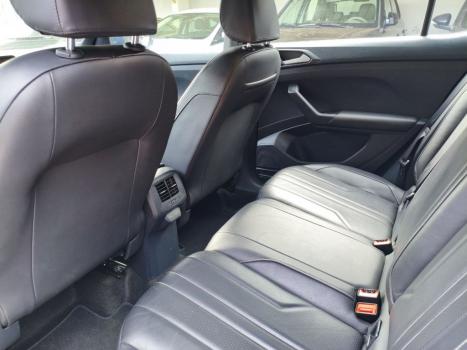 VOLKSWAGEN T-Cross 1.4 4P 250 TSI FLEX HIGHLINE AUTOM�TICO, Foto 12