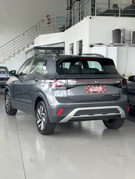 VOLKSWAGEN T-Cross 1.0 4P 200 TSI FLEX COMFORTLINE AUTOM�TICO, Foto 6