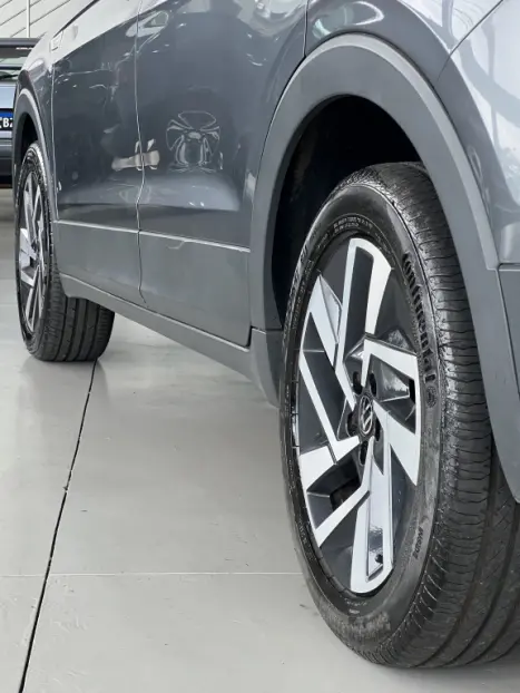 VOLKSWAGEN T-Cross 1.0 4P 200 TSI FLEX COMFORTLINE AUTOM�TICO, Foto 11