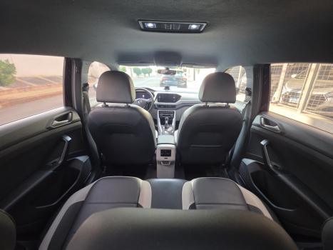 VOLKSWAGEN T-Cross 1.4 4P 250 TSI FLEX HIGHLINE AUTOM�TICO, Foto 14