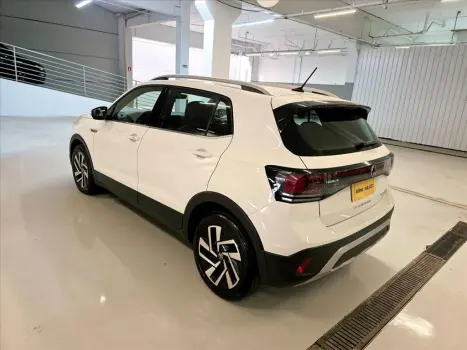 VOLKSWAGEN T-Cross 1.4 4P 250 TSI FLEX HIGHLINE AUTOM�TICO, Foto 4