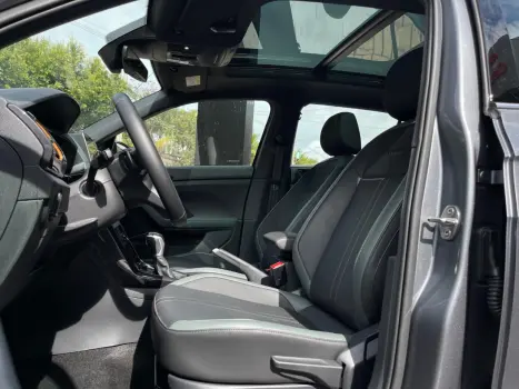 VOLKSWAGEN T-Cross 1.4 4P 250 TSI FLEX EXTREME HIGHLINE AUTOM�TICO, Foto 6