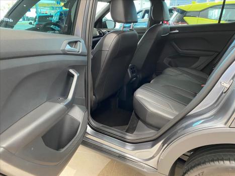 VOLKSWAGEN T-Cross 1.4 4P 250 TSI FLEX HIGHLINE AUTOM�TICO, Foto 6