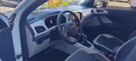 VOLKSWAGEN T-Cross 1.4 4P 250 TSI FLEX HIGHLINE AUTOM�TICO, Foto 4