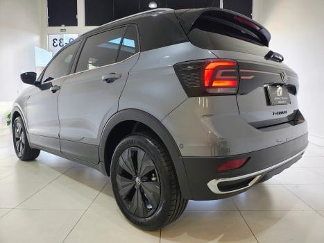 VOLKSWAGEN T-Cross 1.4 4P 250 TSI FLEX HIGHLINE AUTOM�TICO, Foto 11