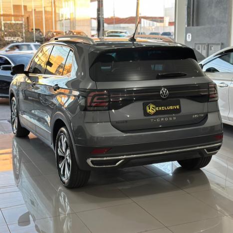 VOLKSWAGEN T-Cross 1.4 4P 250 TSI FLEX HIGHLINE AUTOM�TICO, Foto 3