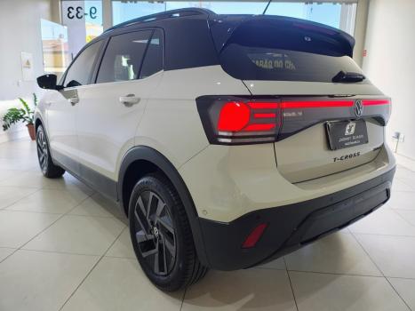 VOLKSWAGEN T-Cross 1.4 4P 250 TSI FLEX HIGHLINE AUTOM�TICO, Foto 12