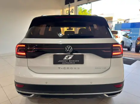 VOLKSWAGEN T-Cross 1.4 4P 250 TSI FLEX HIGHLINE AUTOM�TICO, Foto 15