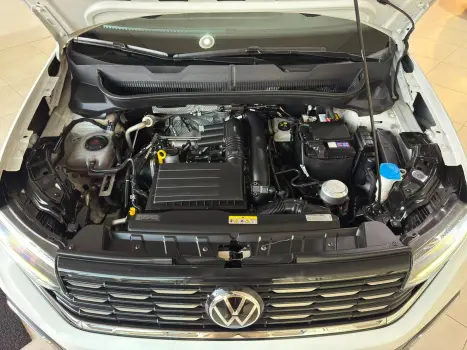 VOLKSWAGEN T-Cross 1.4 4P 250 TSI FLEX HIGHLINE AUTOM�TICO, Foto 17