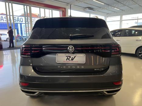 VOLKSWAGEN T-Cross 1.4 4P 250 TSI FLEX HIGHLINE AUTOM�TICO, Foto 4