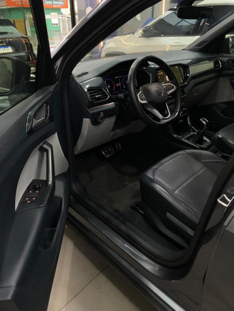 VOLKSWAGEN T-Cross 1.4 4P 250 TSI FLEX HIGHLINE AUTOM�TICO, Foto 8