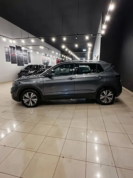 VOLKSWAGEN T-Cross 1.4 4P 250 TSI FLEX HIGHLINE AUTOM�TICO, Foto 4