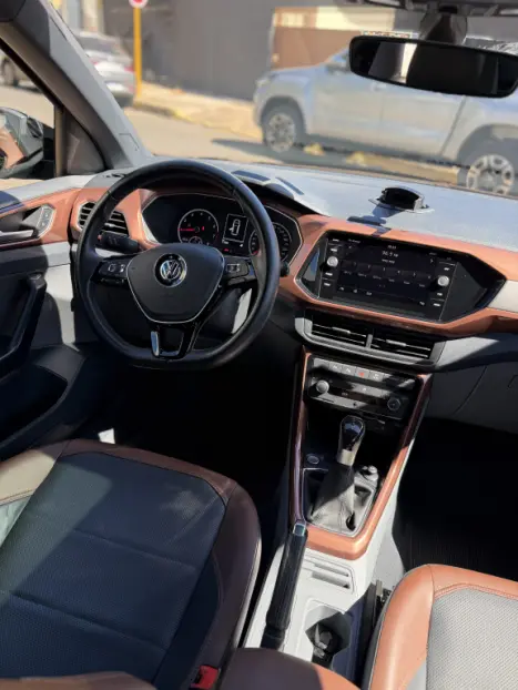 VOLKSWAGEN T-Cross 1.0 4P 200 TSI FLEX COMFORTLINE AUTOM�TICO, Foto 11