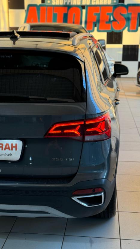 VOLKSWAGEN Taos 1.4 16V 4P FLEX 250 TSI HIGHLINE AUTOMTICO, Foto 13