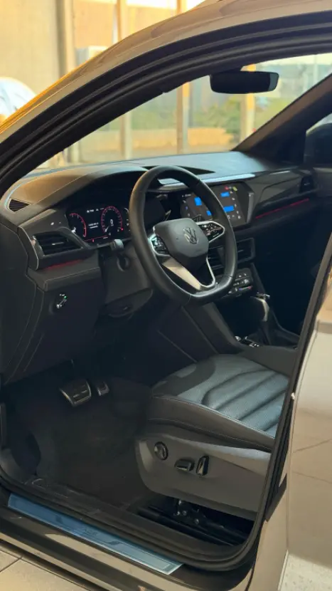 VOLKSWAGEN Taos 1.4 16V 4P FLEX 250 TSI HIGHLINE AUTOMTICO, Foto 15