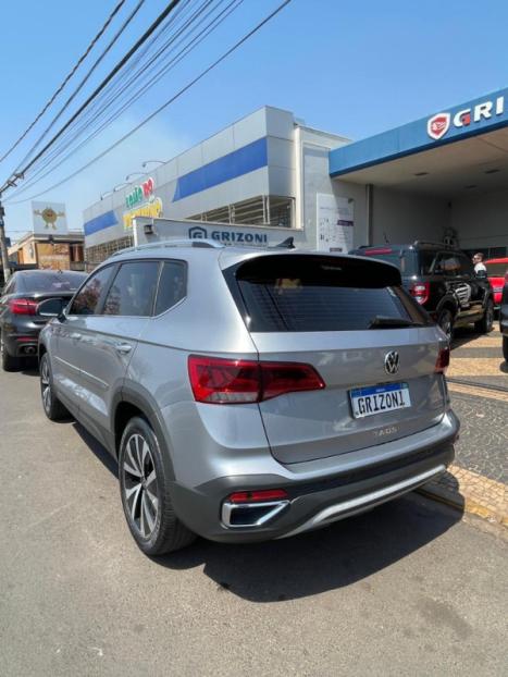 VOLKSWAGEN Taos 1.4 16V 4P FLEX 250 TSI HIGHLINE AUTOMTICO, Foto 3
