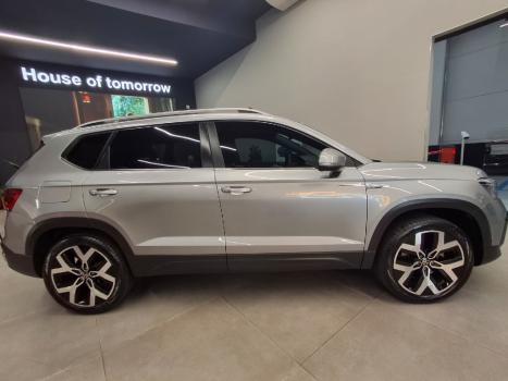 VOLKSWAGEN Taos 1.4 16V 4P FLEX 250 TSI HIGHLINE AUTOMTICO, Foto 4