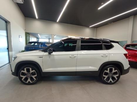 VOLKSWAGEN Taos 1.4 16V 4P FLEX 250 TSI HIGHLINE AUTOMTICO, Foto 8