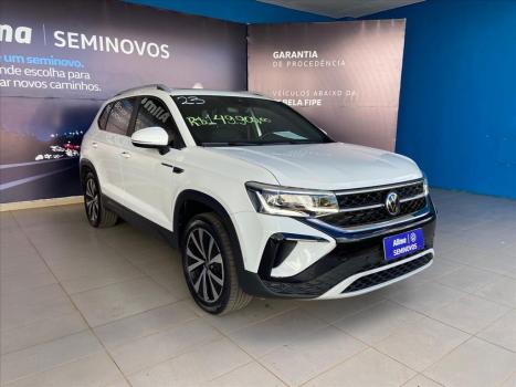 VOLKSWAGEN Taos 1.4 16V 4P FLEX 250 TSI HIGHLINE AUTOMTICO, Foto 3