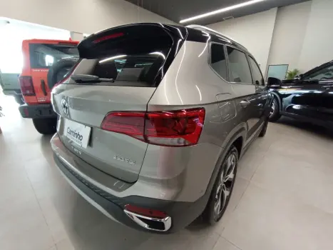 VOLKSWAGEN Taos 1.4 16V 4P FLEX 250 TSI HIGHLINE AUTOMTICO, Foto 5