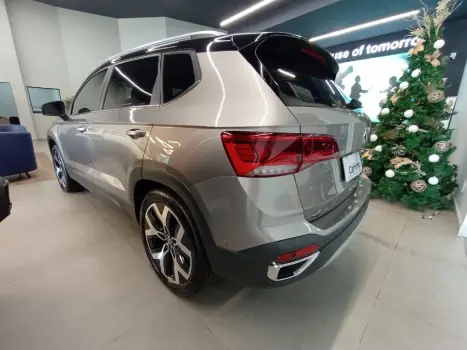 VOLKSWAGEN Taos 1.4 16V 4P FLEX 250 TSI HIGHLINE AUTOMTICO, Foto 7