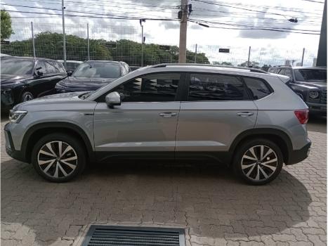 VOLKSWAGEN Taos 1.4 16V 4P FLEX 250 TSI HIGHLINE AUTOM�TICO, Foto 8