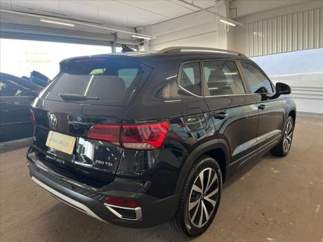 VOLKSWAGEN Taos 1.4 16V 4P FLEX 250 TSI HIGHLINE AUTOMTICO, Foto 6