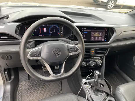 VOLKSWAGEN Taos 1.4 16V 4P FLEX 250 TSI HIGHLINE AUTOM�TICO, Foto 15